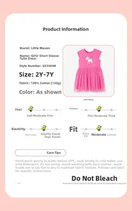 Vue détaillée d'une robe rose pour fille avec motif licorne et éléments en tulle