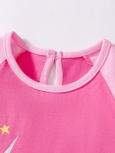 Robe rose en coton pour filles avec imprimé étoile et bouton au dos pratique