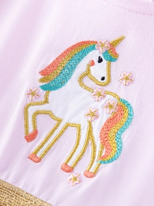 Abito rosa in cotone per bambina con ricamo a forma di unicorno e accenti floreali 3D
