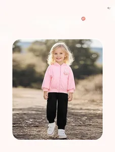 Ensemble fille avec sweat à capuche lapin rose et pantalon de jogging noir