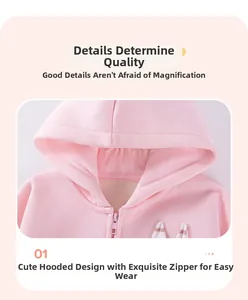 Vue détaillée du sweat à capuche rose pour enfant avec fermeture éclair et coton doux