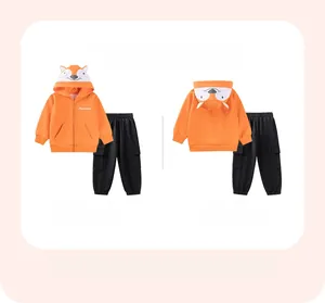 Ensemble sweat à capuche renard orange pour garçon avec pantalon noir, vues avant et arrière