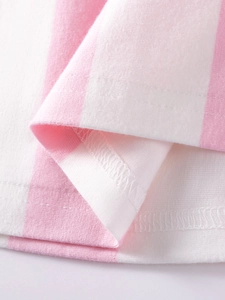 Rosa-weiß gestreiftes Strickkleid für Mädchen mit hochwertigen Saumnähten aus Baumwolle