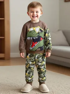 Ensemble de Survêtement pour Garçons en Polyester Dinosaure de Dessin Animé Camouflage Sweat-shirt à Manches Longues et Pantalon Automne
