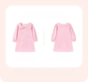 Vista frontale e posteriore del vestito rosa chiaro a maniche lunghe con piccoli fiocchi