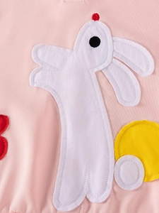Rosa langärmeliges Kleid für Mädchen mit weißer Hasen-Applikation und weichem Strickstoff