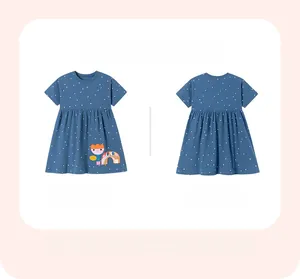 Abito bambina blu navy a pois a maniche corte con motivi arcobaleno davanti e dietro