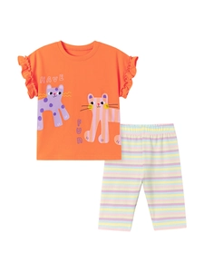 Ensemble fille avec t-shirt chat orange à volants et pantalon rayé arc-en-ciel