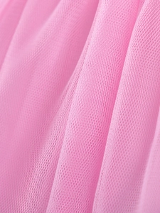 Roze tule jurk voor meisjes met gelaagde lichte mesh-stof en zachte natuurlijke plooien