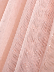 Robe rose en tulle pour fille avec paillettes argentées et effet scintillant étoilé