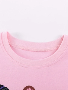 T-shirt rose en maille côtelée pour fille avec col rond durable et coutures précises