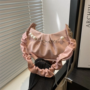 Bolso de Hombro Nube Fruncida para Mujer Cuero PU Cadena de Perlas Artificiales Bolso de Axila Moda Francesa Bandolera Media Luna Elegante