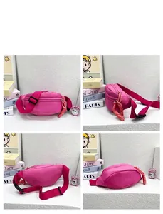 Detailansicht der pinkfarbenen Canvas-Brusttasche mit verstellbarem Gurt aus vier Perspektiven