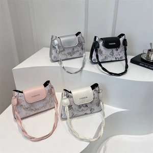 Women Crossbody Underarm Bag PU Leather Butterfly Print With Flower Metal Chain Fashion Letter Versatile Trendy Bag