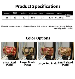 Détails du mini sac à main à carreaux avec poignée chaîne dorée et texture en tweed