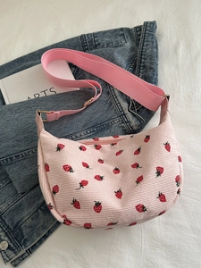 Bolso de Hombro Casual de Lona para Mujer Estampado de Fresa Leopardo Bolso de Axila Retro Fashion Bolso Hobo Pequeño Correa Ajustable