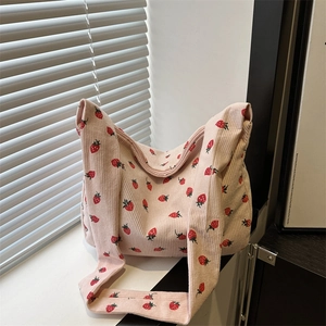 Sac Fourre-Tout en Toile à Imprimé Fraise Doux pour Femmes Sac à Épaule Décontracté Grande Capacité Style Japonais Quotidien