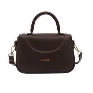 Borsa a mano in pelle marrone scuro con scritta Fashion dorata e tracolla in metallo