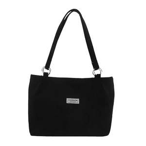 Grande borsa tote in velluto a coste nera con etichetta Fashion Instinct e anelli