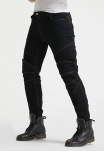 Slim fit zwarte biker jeans met geplooide kniepanelen en stevige denim stof