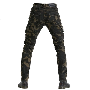Men's camouflage motorcycle cargo pants with knee pleats and multi-pocket design