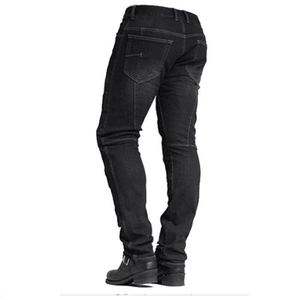 Vue arrière du jean moto thermique noir avec renforts aux genoux et coupe ajustée