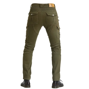 Pantaloni da moto verde oliva con pannelli elasticizzati sulle ginocchia e tasche cargo