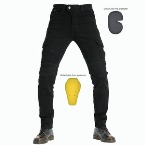 Détails du jean moto avec panneaux extensibles en accordéon et genouillères amovibles