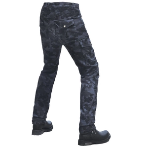Motorrad-Cargohose mit Tarnmuster, abriebfestem Material und flexiblen Akkordeon-Einsätzen