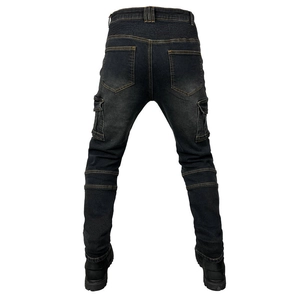 Motorradjeans für Herren in Schwarz mit Knieprotektoren und praktischen Cargotaschen