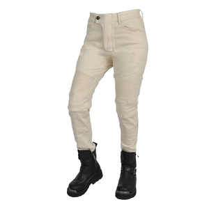 Damen Motorradjeans in Cremeweiß mit Stretch-Schutzkontur am Knie und schwarzen Stiefeln
