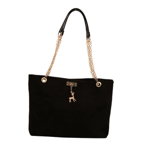 Sac fourre-tout en daim noir vintage avec double chaîne dorée et pendentif cerf