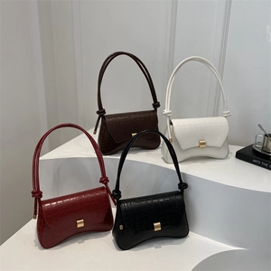 Sac sous le Bras Rétro pour Femme Motif Crocodile Cuir PU Fond Incurvé Sac à Épaule avec Boucle Métallique Sac Baguette