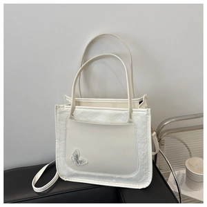 Sac fourre-tout crème en cuir PU avec broderie papillon et bandoulière amovible