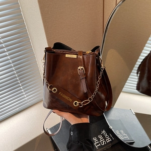 Vintage PU Leather Bucket Shoulder Bag For Women Fashion Gold Chain Crossbody Handbag Casual Everyday Commute Messenger Bag