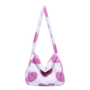 Bolso tote de peluche con motivos de corazones rosa y correa de piel sintética