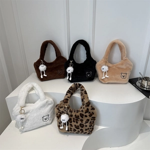Sac à Main en Peluche pour Femmes Sac Cabas en Fausse Fourrure Avec Broderie d'Ours et Pendentif Monstre Sac Seau d'Hiver Doux Chaud