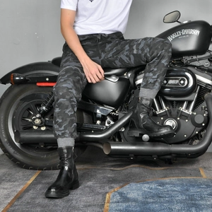 Men's motorcycle riding camouflage cargo pants with reinforced fabric and ribbed cuffs