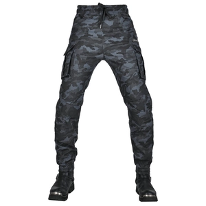 Détails du pantalon cargo camouflage noir avec taille élastique et grandes poches