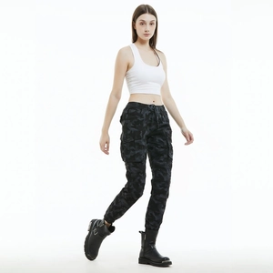 Pantalon cargo moto camouflage pour femme avec taille élastique et chevilles