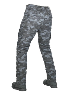Men's camouflage motorcycle cargo pants with multi-pockets and protective reinforced fabric
