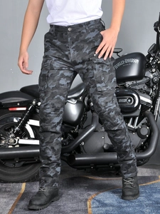 Men's camouflage motorcycle riding pants with multi-pockets and protective gear design