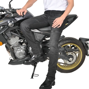 Zwarte motorjeans voor heren van scheurbestendig denim met een duurzame versterkte pasvorm
