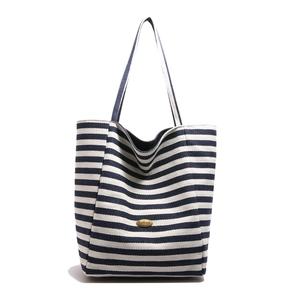 Sac fourre-tout en toile rayé bleu marine et blanc avec étiquette métallique faite main