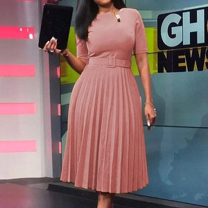 Elegant pink short sleeve pleated dress with waist belt and round neck design