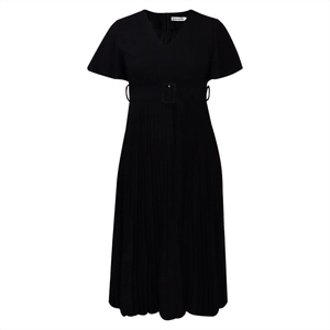 Detail of V-neck pleated black dress featuring short sleeves and a matching square buckle belt