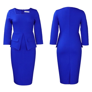 Detalle de vestido peplum azul real con escote cuadrado y bolsillos decorativos