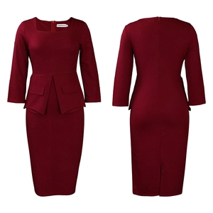 Detalle frontal y trasero del vestido lápiz granate con escote cuadrado, peplum y abertura