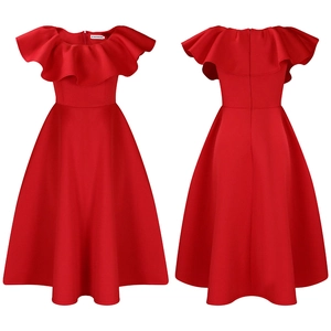 Détails du col à volants dénudé rouge et de la taille de la robe de soirée élégante