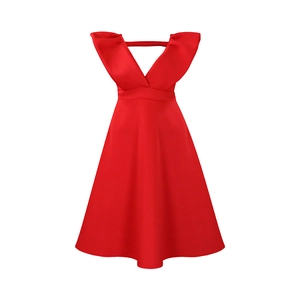 Detalle de un vestido de fiesta línea A rojo sin mangas con escote en V profundo